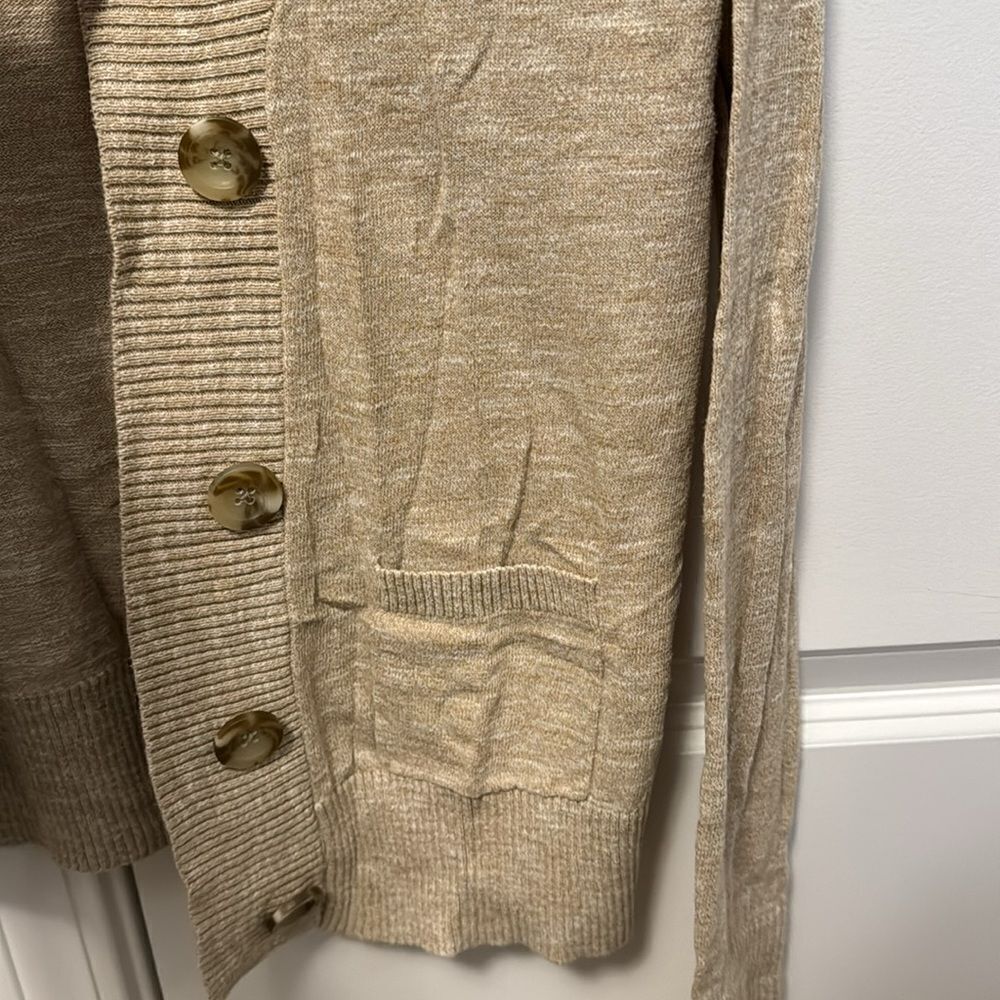 Cardigan   - Picture 3 of 5